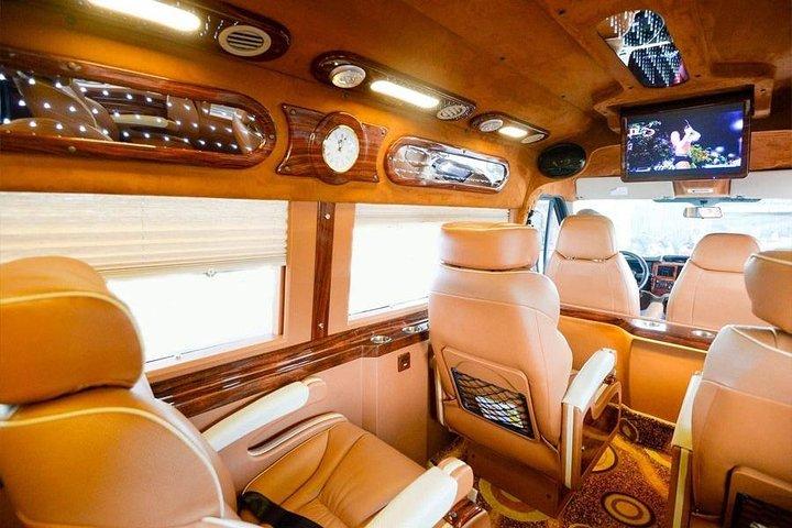 Afhent Da Nang Lufthavn til Hue by med Private 9s Limousine, tag Hai Van Pass