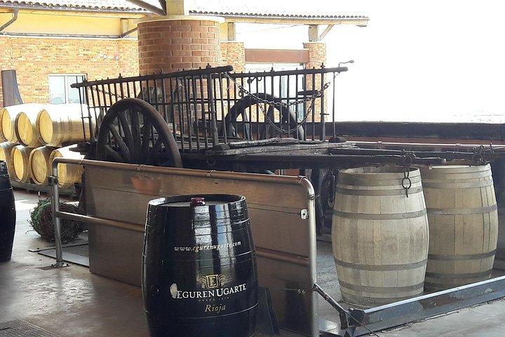 Private Rioja wine tasting tour with local lunch