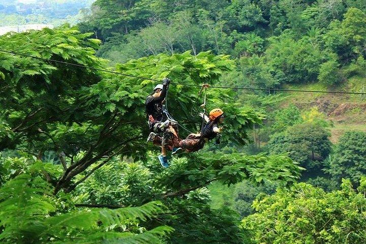 プーケット ATV バイク (スカイライン ジップライン アドベンチャー付き)