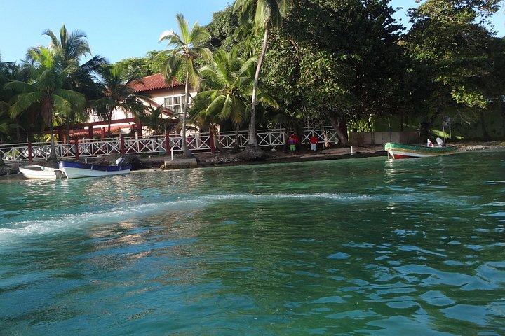 Portobelo and Isla Mamey - カリブ海側の大冒険