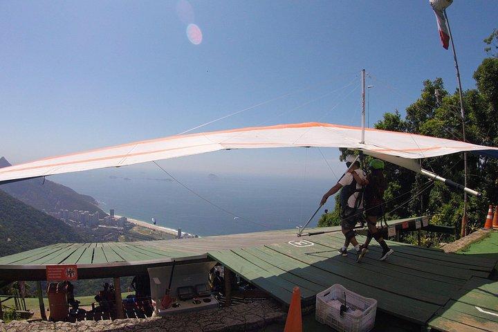 リオデジャネイロでのパラグライディングまたはハンググライディング体験（動画付き）