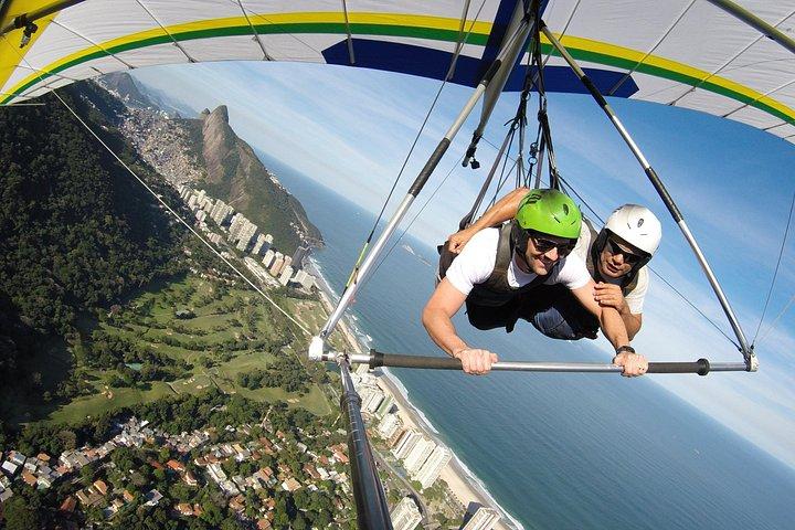 リオデジャネイロでのパラグライディングまたはハンググライディング体験（動画付き）