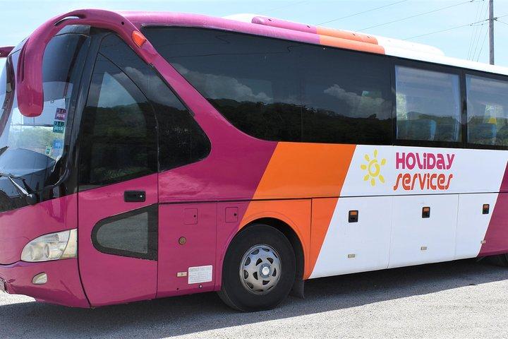 Group Private Kingston Airport Transfers (4 - 9 Persons)