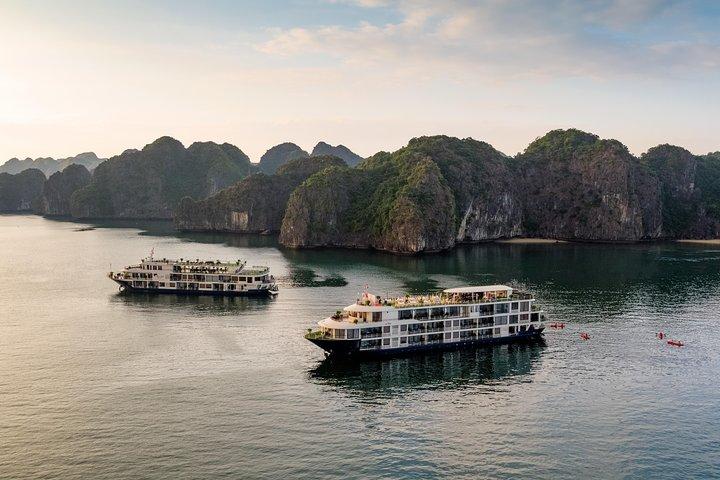 Mon Chéri Cruises 5 estrellas: 3 días increíbles explorando la isla de Halong y Cat Ba