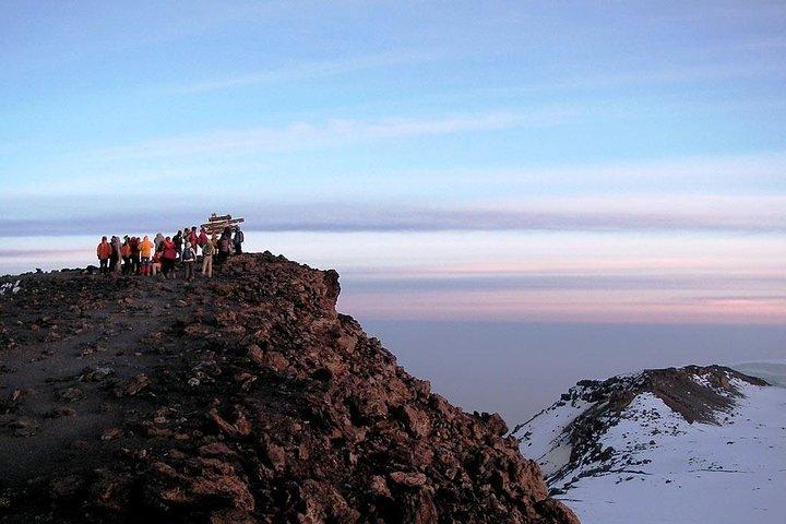6 dage Mount Kilimanjaro Trek Marangu rute