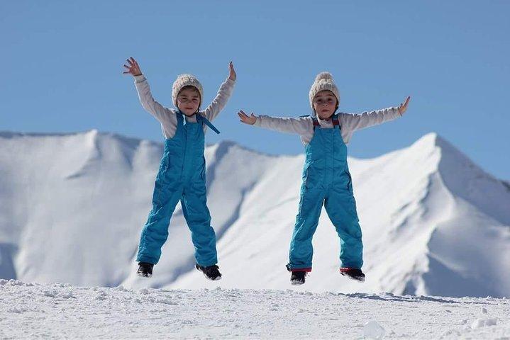 Visite privée d'une journée complète de Kazbegi et Gudauri au départ de Tbilissi