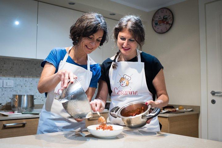 Lille gruppe Pasta og Tiramisu klasse i Rimini af Cesarine