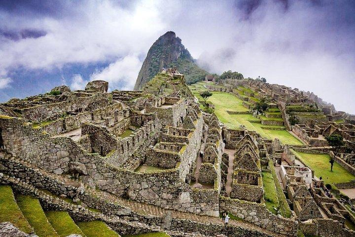 Iconica Valle Sacra e Machu Picchu Trip 2D1N