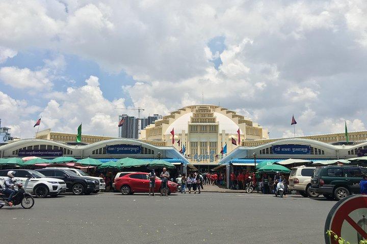 Touren zu den historischen Stätten von Phnom Penh – ein Tagesausflug ab Phnom Penh