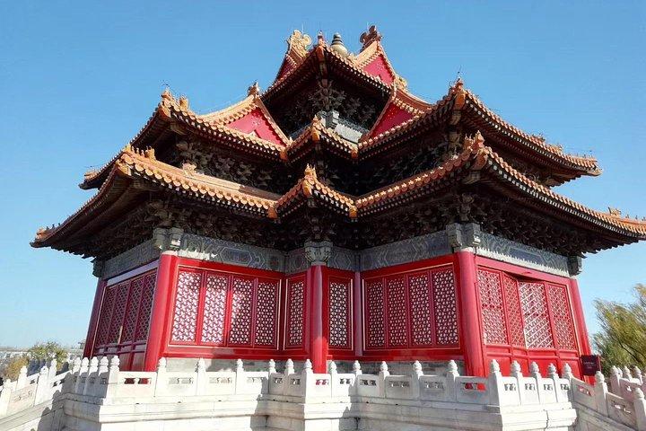 Tour serale privato a Xian: mura della città vecchia, quartiere musulmano, cena con gnocchi
