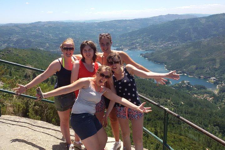 Peneda Gerês National Park Tour by 4X4 (with lunch and kayak)