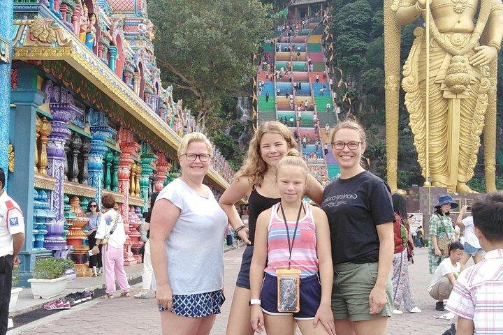 Day Trip to Batu Caves & Firefly