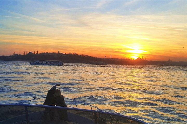 イスタンブールの一日ツアー-ボスポラスクルーズ付きイスタンブール歴史ツアー