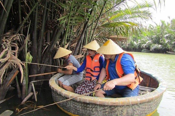 Hoi An Basket Boat Tour (basket boat, visita alla foresta di cocco d'acqua, granchio da pesca)