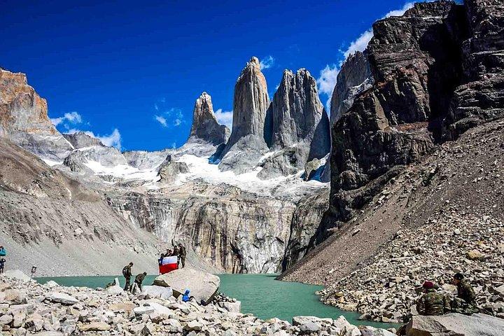 Trekking Full Day Base Torres del Paine (Minimum 2 pax)