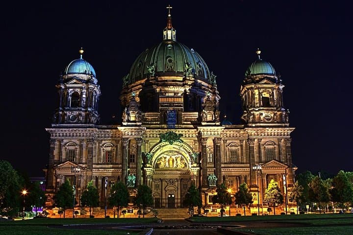 Private Sightseeing in Berlin By Night