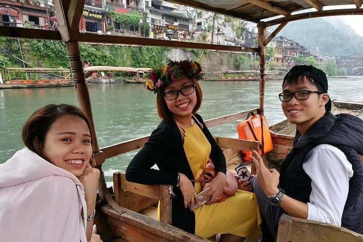 5-dagars Zhangjiajie Mountains & Fenghuang Ancient Town Tour (5-stjärnigt hotell)
