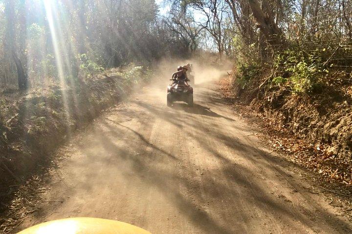 ATV off trilhas batidas para Pristine Beach