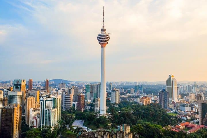 Kuala Lumpur 20 Attractions City Tour Include Petronas Twin Tower Entrance