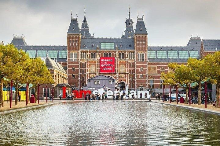 Excursão privada: excursão pela cidade tradicional da Holanda e Amsterdã saindo de Bruxelas Dia inteiro