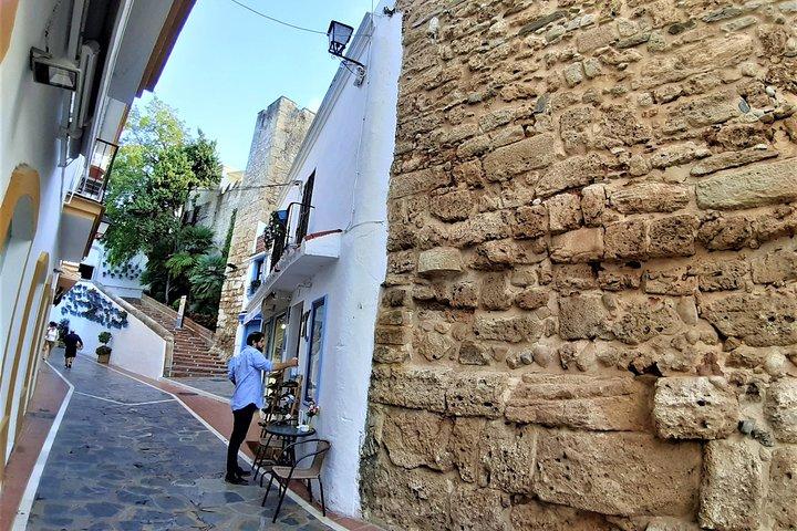 Marbella: group walking Tour