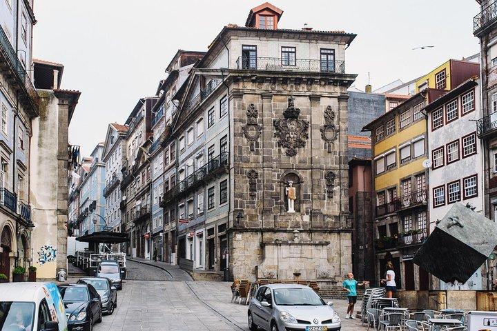 Recorrido a Pie + Degustación de Vino de Oporto