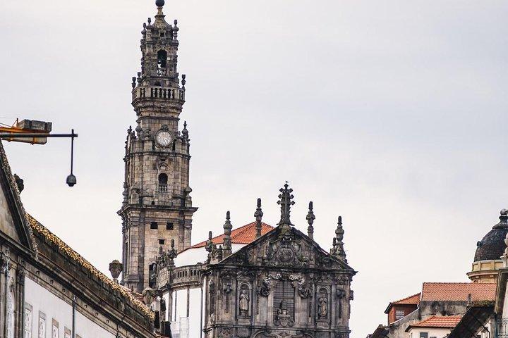 Recorrido a Pie + Degustación de Vino de Oporto