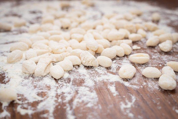 Messina : チェザリーヌによる地元の人とのプライベートパスタ教室