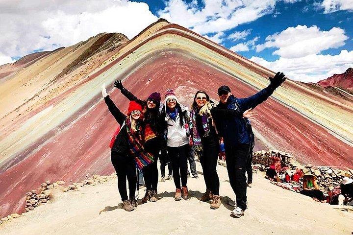 Passeio de quadriciclo até a Montanha Arco-Íris
