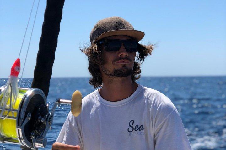 Charter de meio dia para pesca matinal