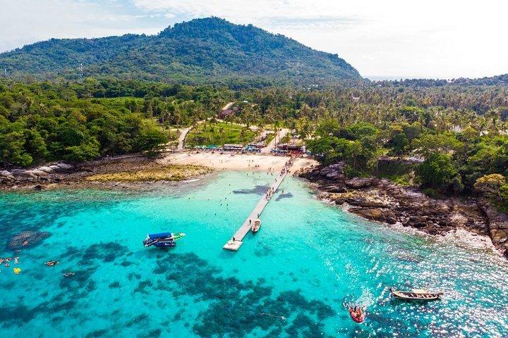 Racha & Coral Island em Speed Boat