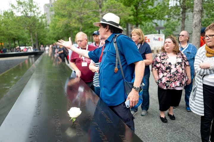 NYC Highlights Private Tour by Foot and Subway