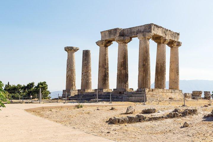 Viagem de um dia à antiga Corinto e ao canal saindo de Atenas: tour privado