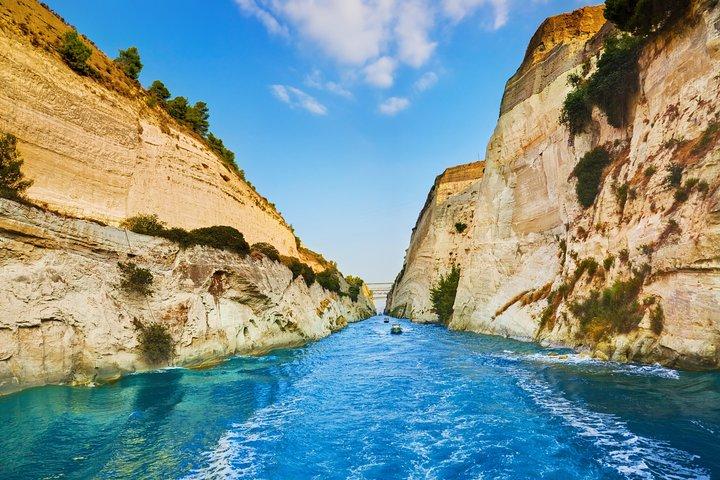 アテネからの古代コリントスと運河の日帰り旅行：プライベートツアー