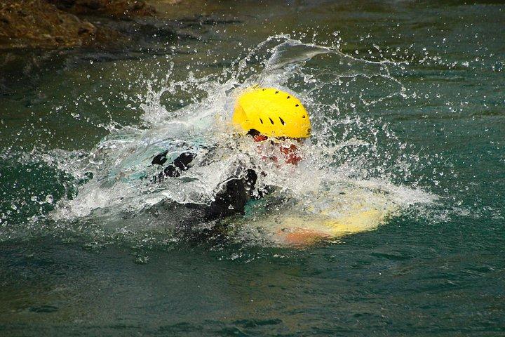 Riversurfing