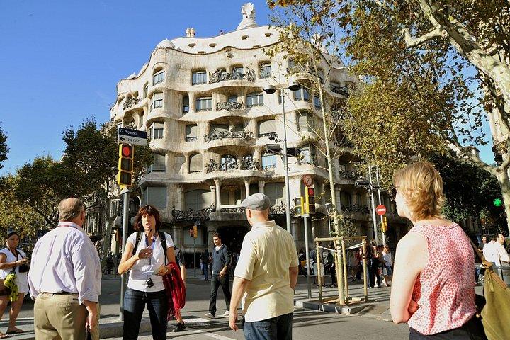 バルセロナカード：72時間、96時間または120時間のための博物館+交通機関