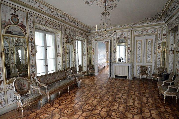 Parque Łazienki e Palace Warsaw Tour Privado com Bilhetes
