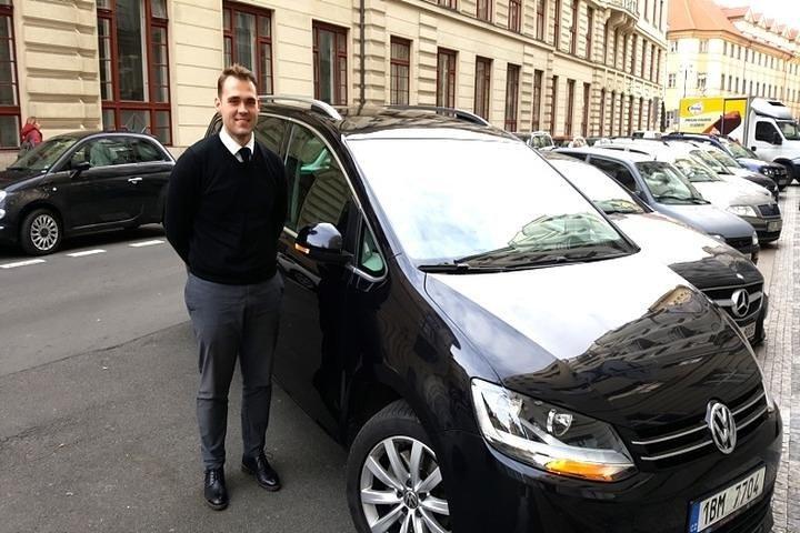 Privat transfer från Prag till Wien med 2X hållplatser i Mikulov och Kutna Hora