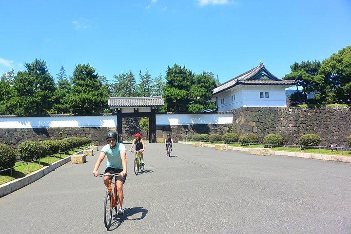 東京ガイド付き小グループ自転車ツアー