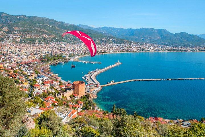 Alanya: Tandem Paragliding Experience Over Cleopatra Beach