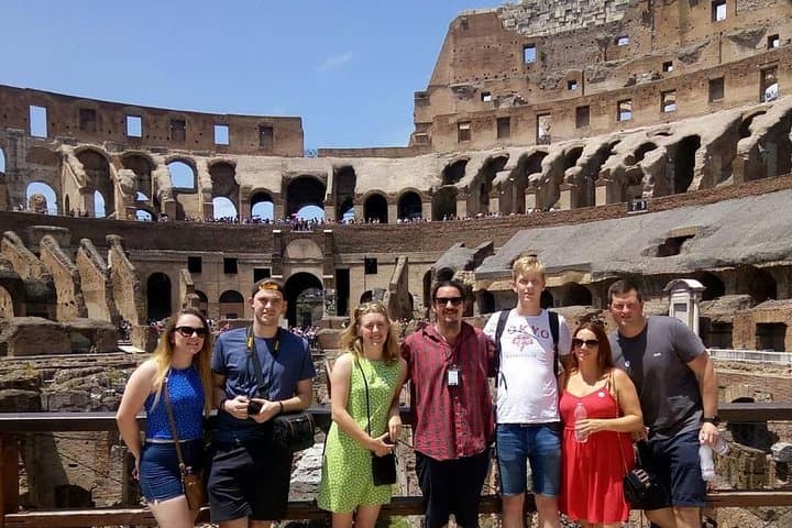 Group Tour: Colosseum, Roman Forum &Palatine Hill guided Tour