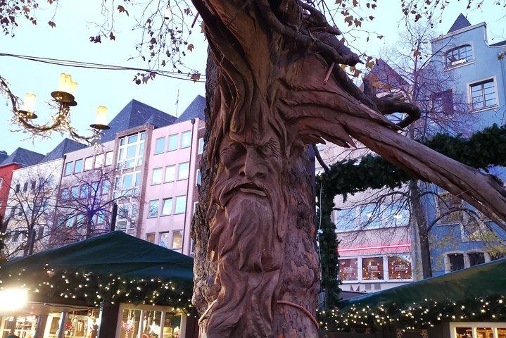 ケルンのクリスマス マーケットとケルシュ ビールの小グループ ツアー