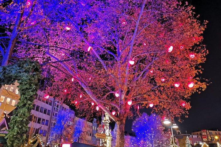 ケルンのクリスマス マーケットとケルシュ ビールの小グループ ツアー