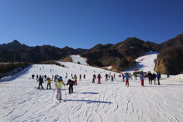 Huaibei Ski och Mutianyu Great Wall Day Trip med engelsktalande förare