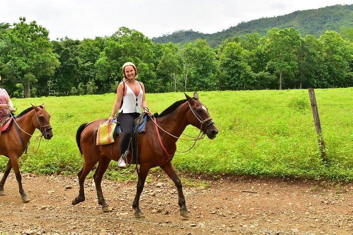 Jungle Horseback Riding + Chocolate Experience
