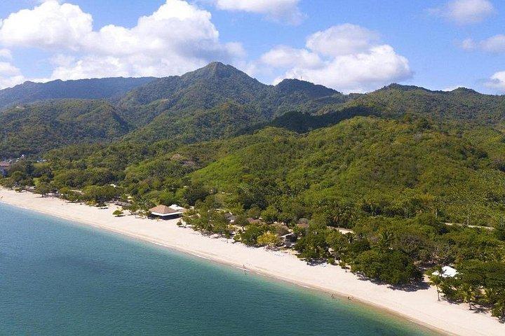 バリ島：レンプヤン/天国の門-水の宮殿-ヴァージンビーチ
