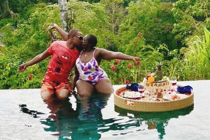 Tlaga Singha Romantic Floating Brunch & Rice Teracce Swing