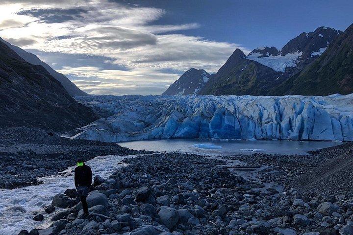 Glacier Blue Kayak & Grandview Tour