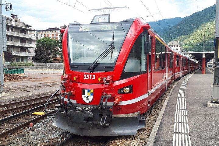 Treno rosso del Bernina, Alpi svizzere e St Moritz Da Milano
