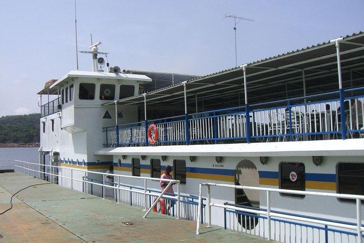 ドディ島ボートクルーズ